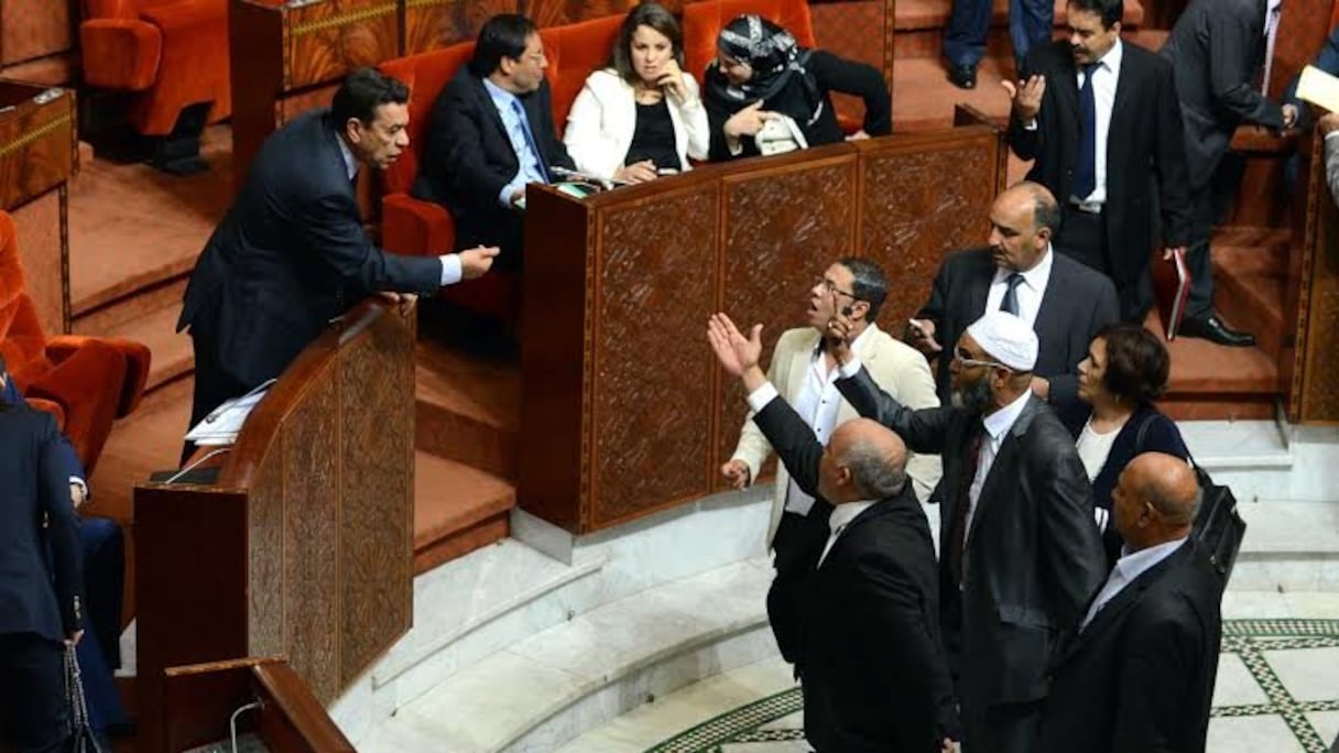 Mohamed El Ouafa face aux députés révoltés par ses propos.
