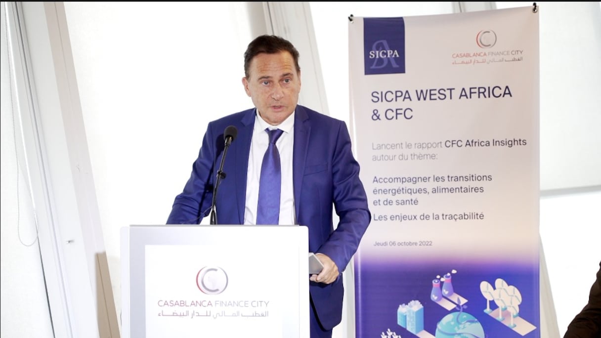 Éric Besson, président de SICPA West-Africa, lors de la présentation du rapport «Accompagner les transitions énergétique, alimentaire et de santé en Afrique: les enjeux de la traçabilité», le 6 octobre 2022 à Casablanca Finance City.
