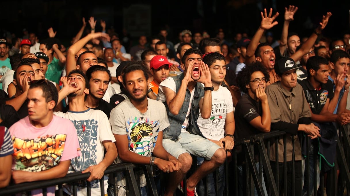 Hip hop à l'honneur à L'Boulevard, pour une soirée rythmée de rimes ! Le public est prêt !
