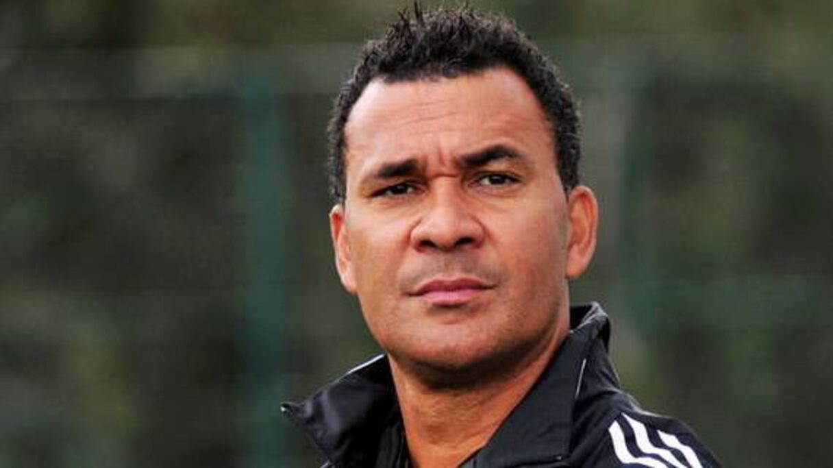 La "Tulipe noire", Ruud Gullit serait candidat à la tête de la sélection nationale
