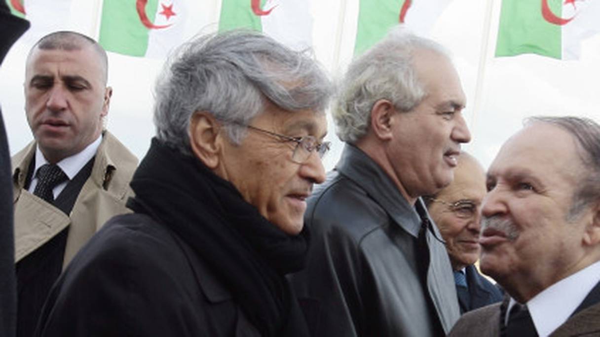 Chakib Khalil, ministre de l'Energie et des mines (1999-2010), et président de la Sonatrach (2001-2003). Ici, avec le président Bouteflika avec qui il a partagé l'enfance à Oujda où ils sont nés.
