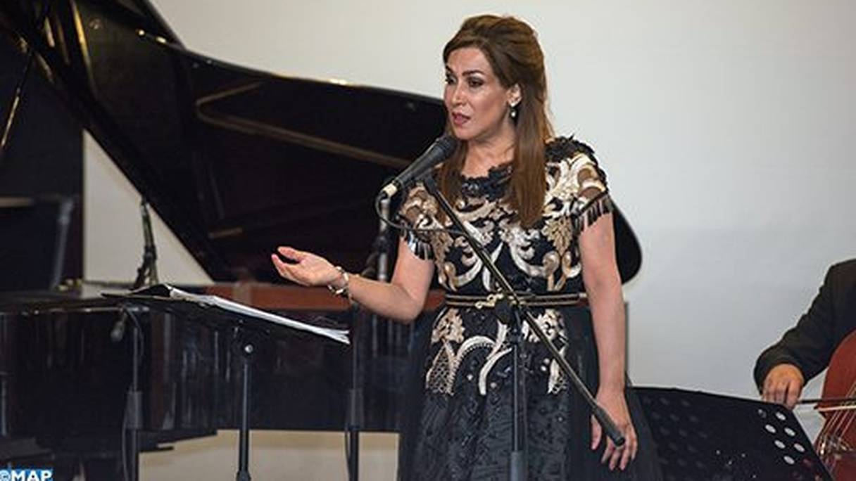 La soprano Samira Kadiri. 
