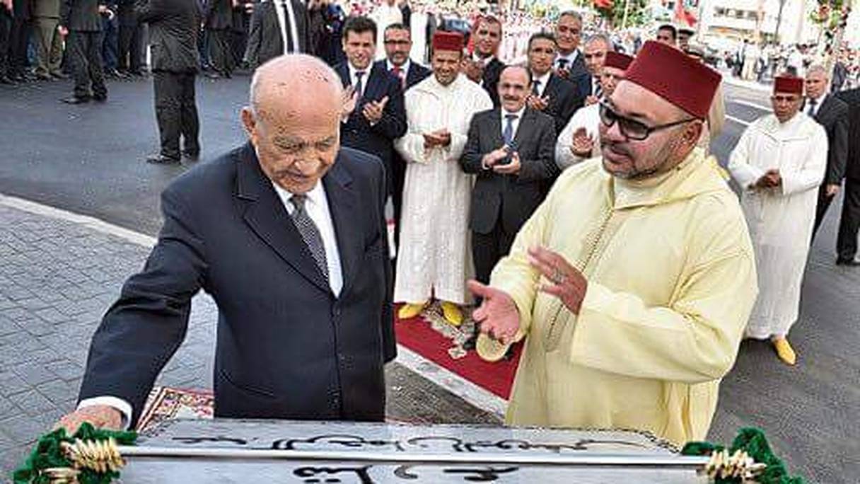 Tanger, 31 juillet 2016: le roi inaugurant l'avenue Abderrahmane Youssoufi.
