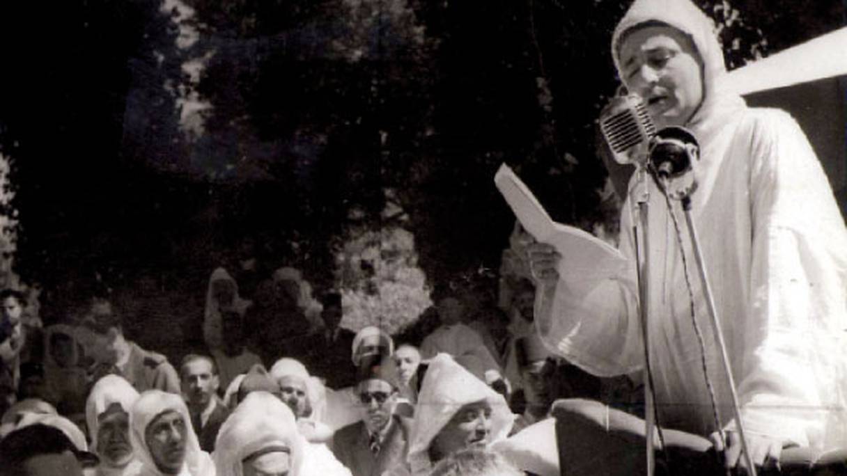 Visite de feu Mohammed V à Tanger, en 1947.
