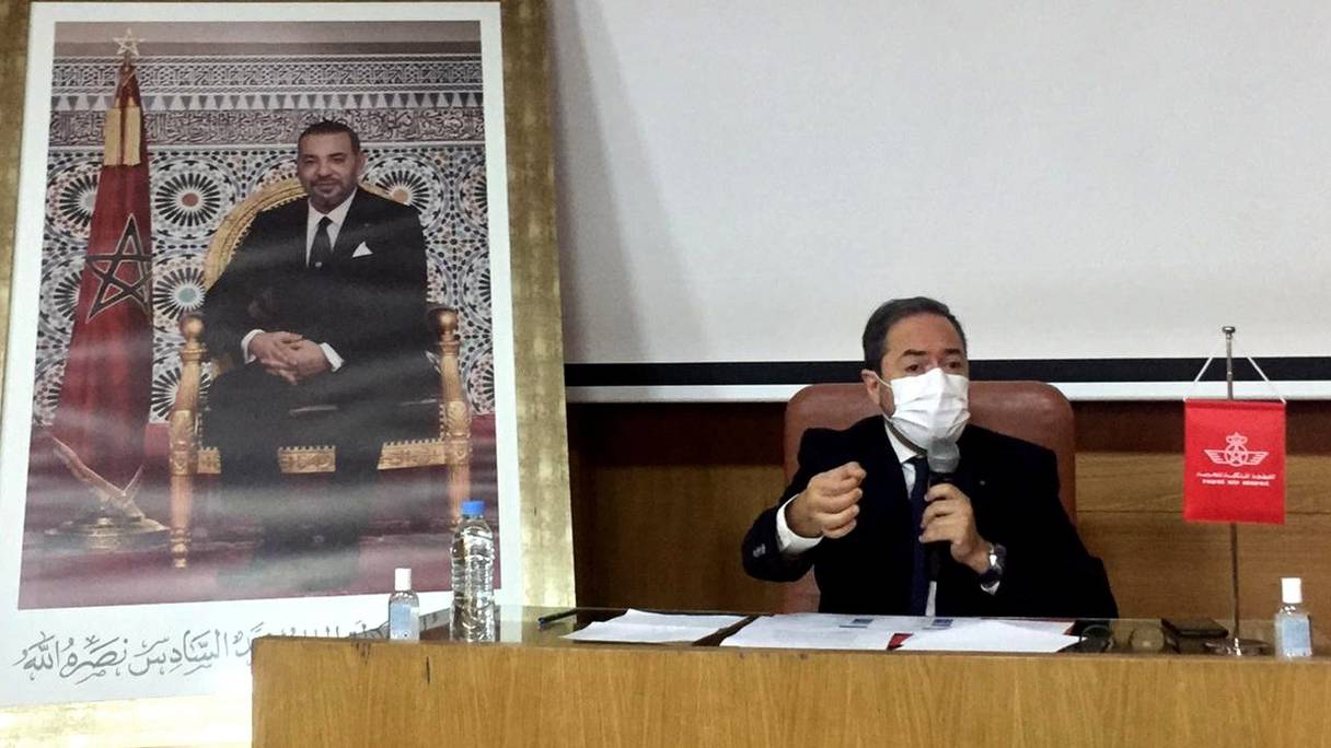 Abdelhamid Addou, PDG de RAM, en conférence de presse à Casablanca le 14 juin 2021. 
