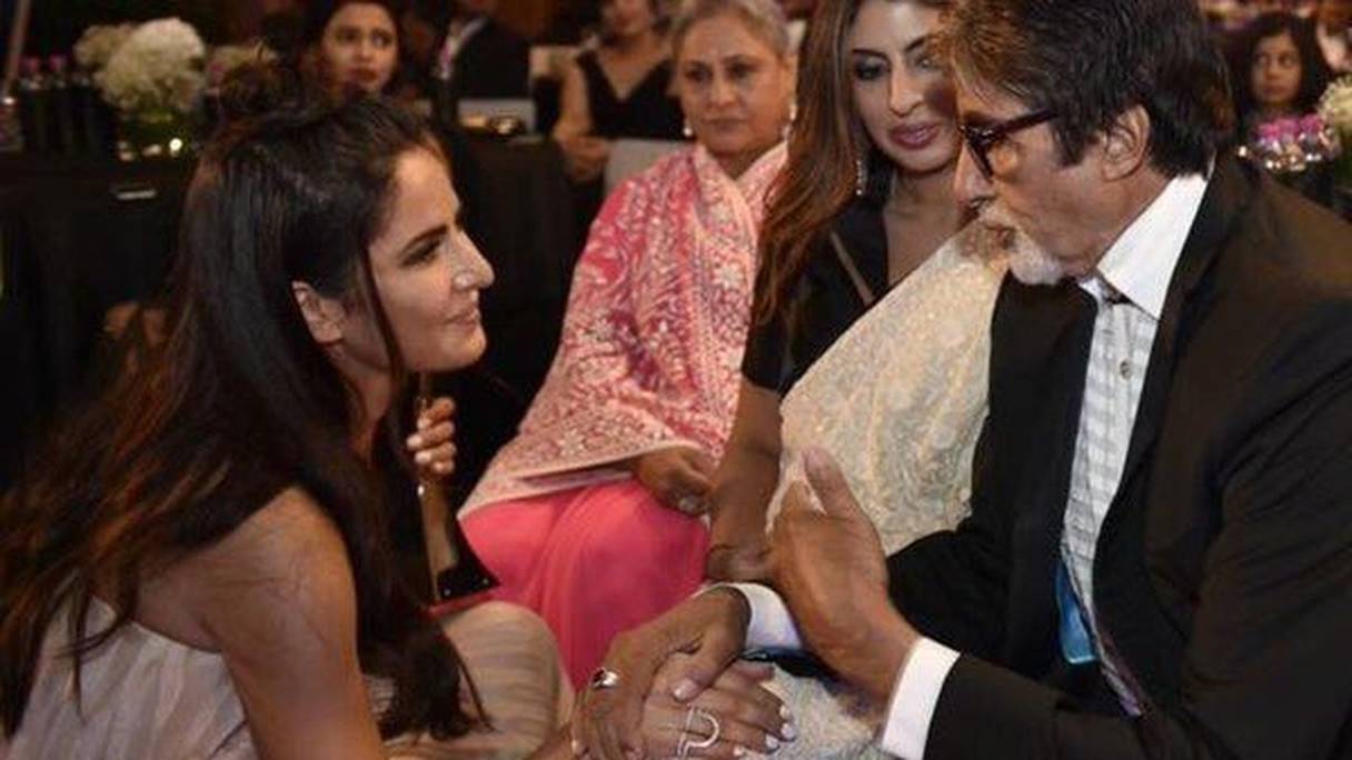 Katrina Kaif et Amitabh Bachchan. 
